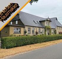 Exklusive 4 Zimmer-Wohnung im Doppelhauscharme mit Wintergarten in Tellingstedt, Kreis Dithmarschen