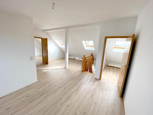 Foto - Neu! Traumhafte Maisonette 6-Raum DG Wohnung mit EBK und Balkone in Chemnitz