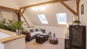 Foto - Großzügige Dachgeschosswohnung mit Garten & Weide direkt am Haus