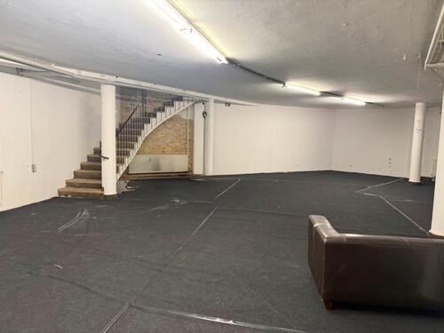 Foto - Große Lagerfläche im Zentrum - 1.700,00&nbsp;EUR Kaltmiete, ca.&nbsp; 10,00&nbsp;m&sup2;