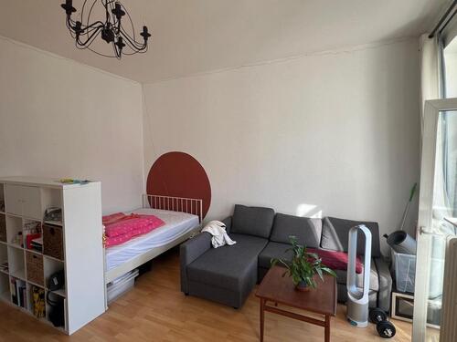 Foto - 1-Zi.-Whg. mit hohen Decken, Düsseldorf-Unterbilk, ab 01.04.2026