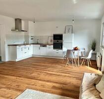 Moderne 3-Zimmer-Eigentumswohnung mit Balkon,Stellplatz & EBK - Biebesheim am Rhein