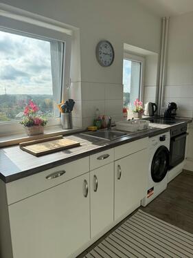 Foto - Helles WG-Zimmer in einer 2er-WG in Kiel-Hasseldieksdamm