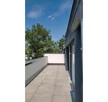Luxuriöses 3-Zimmer-Penthouse in Offenbach-Bieber Nord inkl.Küche - Offenbach am Main