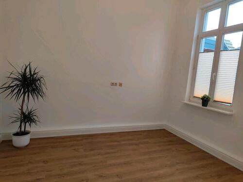 Foto - Praxisraum Büroraum - 300,00&nbsp;EUR Kaltmiete, ca.&nbsp; 12,00&nbsp;m&sup2;