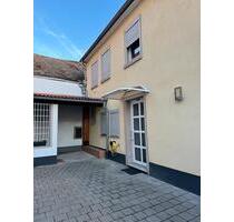 EFH 3ZK Bad mit abgeschlossenem Innenhof, Laube und Außen-WC - Westhofen