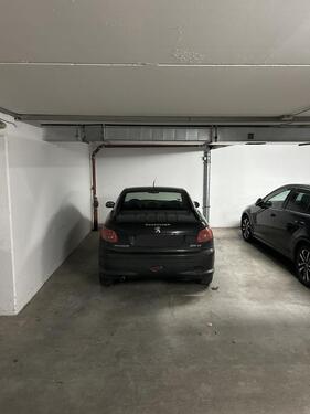 Foto - Tiefgaragenstellplatz zu vermieten – zentral trocken sicher