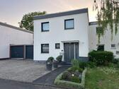 Foto - Einfamilienhaus (Reihenhaus) in Köln-Rodenkirchen mit gr. Garten