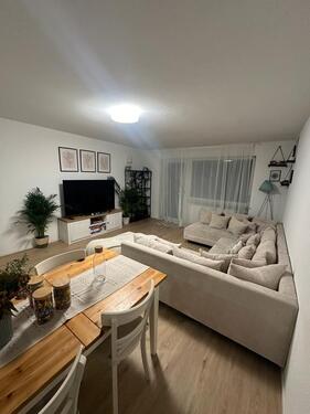 Foto - 3 Zimmerwohnung - 1.400,00&nbsp;EUR Kaltmiete, ca.&nbsp; 72,00&nbsp;m&sup2;