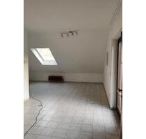 Zwei Zimmer Dachgeschoss Wohnung in Buchen - Buchen (Odenwald)