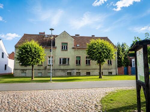Foto - Mehrfamilienhaus mit Landwirtschaftsflächen und Waldfläche