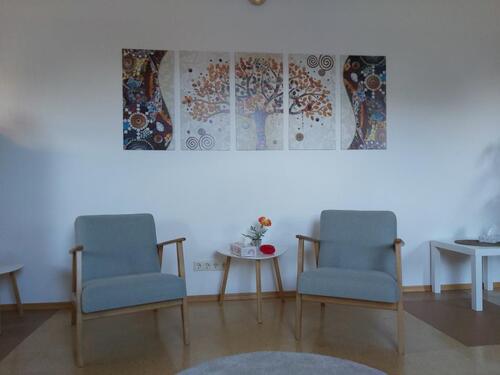 Foto - Praxisraum zur Untermiete - 350,00&nbsp;EUR Kaltmiete, ca.&nbsp; 60,00&nbsp;m&sup2;