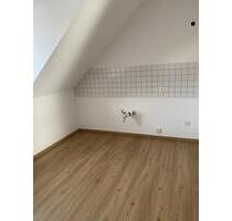 2 Zimmerwohnung - 550,00&nbsp;EUR Kaltmiete, ca.&nbsp; 61,00&nbsp;m&sup2; in Neustadt an der Waldnaab (PLZ: 92660)
