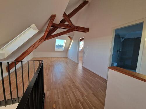 Foto - Hohe Decken & Charm, 2 Zi. Whg. mit Einbauküche, großes Tageslichtbad, Tiefgarage