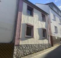 Charmantes 5-Zimmer-Haus in Mainz Weisenau *Provisionsfrei*