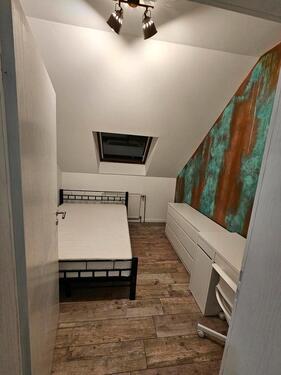 Foto - WG-ZIMMER 63225 Langen NUR FRAUEN