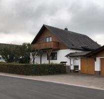 Freistehendes Zweifamilienhaus in Allmannsweier, Schwanau