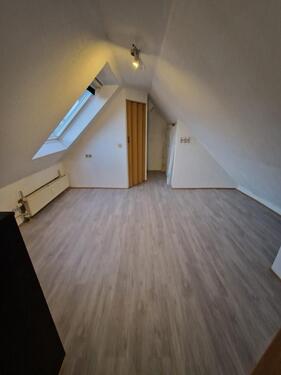 Foto - 1 Zimmer WG FREI ab März - Männer WG