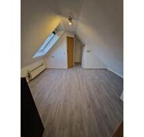 1 Zimmer WG FREI ab März - Männer WG - Langenhagen Brink