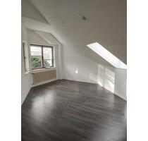 WG Zimmer in (120qm)4- Zimmer-Wohnung für ukrainische Flüchtlinge - Hennef (Sieg)