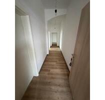 2 ZKB Zu Vermieten - 880,00&nbsp;EUR Kaltmiete, ca.&nbsp; 75,00&nbsp;m&sup2; in Preußisch Oldendorf (PLZ: 32361)