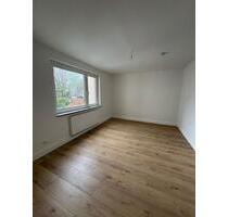 ANFRAGENSTOP!! Renovierte, gepflegte und helle 3-Zimmer Wohnung (1.OG) in Rüttenscheid zu vermieten! - Essen Stadtbezirk II