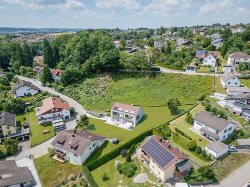 Foto - Exponiertes Baugrundstück mit traumhaften Ausblick „Am Schullerhof“, Vilshofen an der Donau