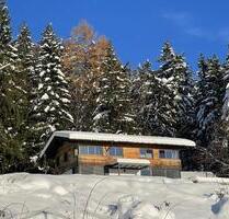 Panorama-Anwesen über Deggendorf – mit 8.150 m² Privatgrundstück