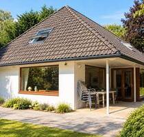 Familien-Traum: Großes Haus mit sonnigem Garten in Ohlstedt - Hamburg Wandsbek