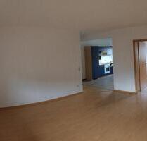Schöne 2-Zimmer-Wohnung mit Südbalkon & Einbauküche in Künzell