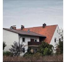 Saniertes 2 Familienhaus am Ortsrand von Geroldshausen