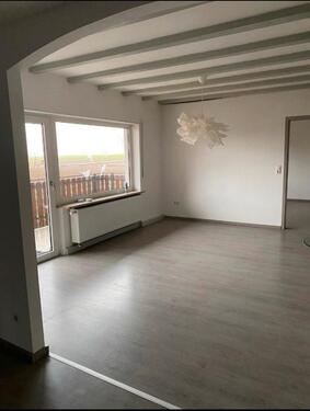 Foto - Mehrfamilienhaus, Wohnhaus in Geroldshausen zum Kaufen