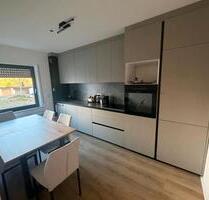 Helle ruhige 3 Zi Whg in 2 Part-Haus in SW zu vermieten - Schweinfurt Haardt