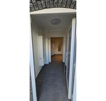 2,5 Zimmerwohnung 80m² - 850,00&nbsp;EUR Kaltmiete, ca.&nbsp; 80,00&nbsp;m&sup2; in Langgöns (PLZ: 35428)