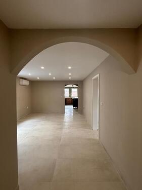 Foto - Großzügige, frisch renovierte Wohnung mit Kamin