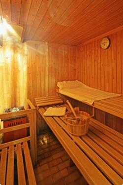 Foto - Sauna+Schwimmbad_ Nähe_Winterberg_Ski_Rodeln