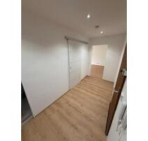 Frisch renovierte 2-Zimmer-Wohnung mit neuer Küche - Offenbach am Main Bieberer Berg