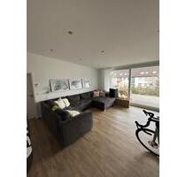 Schöne helle 2-Zimmer-Wohnung mit Balkon und Markise - Radolfzell am Bodensee