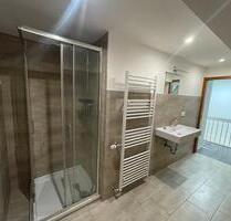 3-Zimmer-Dachgeschosswohnung 80 m² ab sofor - Albstadt