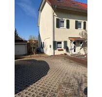 Gepflegtes Reihenendhaus mit großem Grundstück ohne Maklerprovisi - Neustrelitz