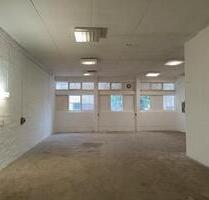 110 m² Garage Stellplatz Lagerhalle Lager Halle mieten Selfstorage Werkstatt - Fürstenberg/Havel