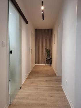 Foto - „Einziehen & Wohlfühlen“ Sanierte 2 Zi-Wohnung+ Garage am Kurpark