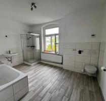 2 sehr schöne 3 Raumwohnungen 108 qm in Greiz Goethestr.35