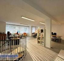 BÜRO AUF ZWEI EBENEN IN DER SÜDSTADT - REPRÄSENTATIVE LAGE MIT PARKMÖGLICHKEIT - Köln Innenstadt