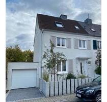 Luxuriös Kernsanierte DHH in Westend Bestlage - Neu-Isenburg