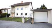 Foto - MEHRFAMILIENHAUS in guter WOHNLAGE 8 ZIMMER,5 STELLPLÄTZE,GARAGE