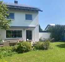 Große sonnige DHH mit ruhigem SW-Garten - Gilching