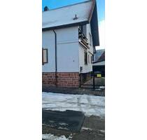 Haus zu vermieten - 1.200,00&nbsp;EUR Kaltmiete, ca.&nbsp; 150,00&nbsp;m&sup2; in Breuberg (PLZ: 64747)