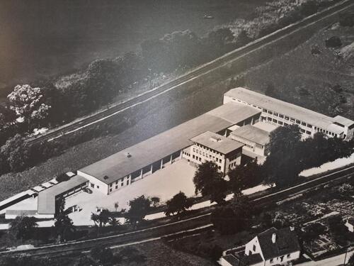 Foto - 600qm Büro, Laborräume, Produktionsfläche (80 vom See entfernt)