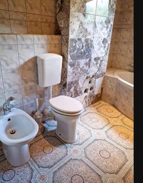 Foto - 3er WG- Wohnung - 1.500,00&nbsp;EUR Kaltmiete, ca.&nbsp; 90,00&nbsp;m&sup2;